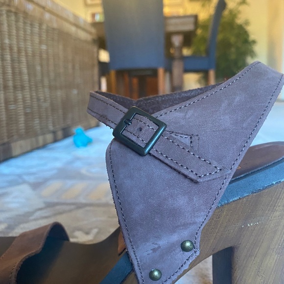 Marradini Made in Italy Brown Leather Sandal Wedges - Picture 5 of 5